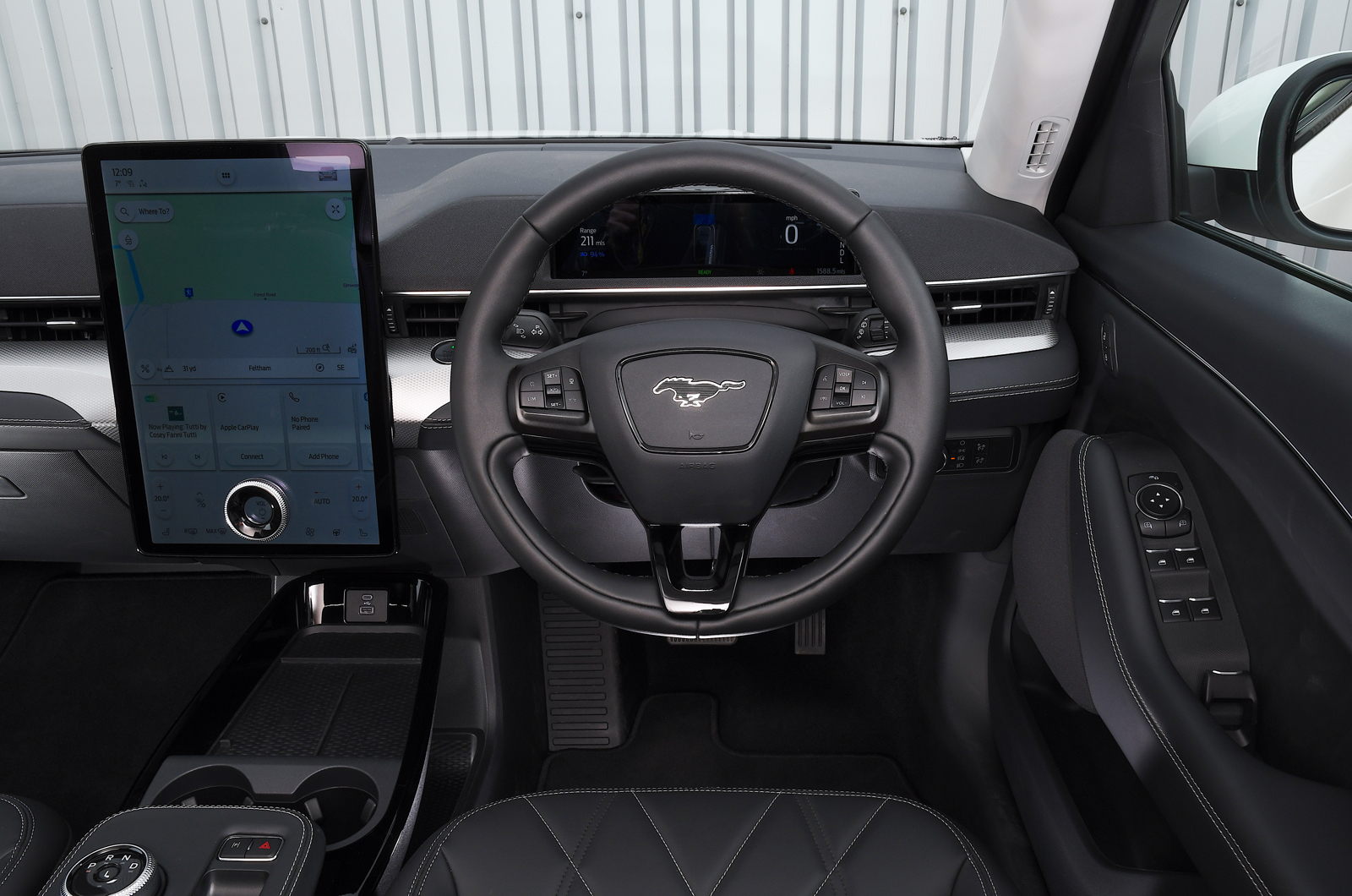 Used Ford Mustang Mach-E 2020-present dashboard