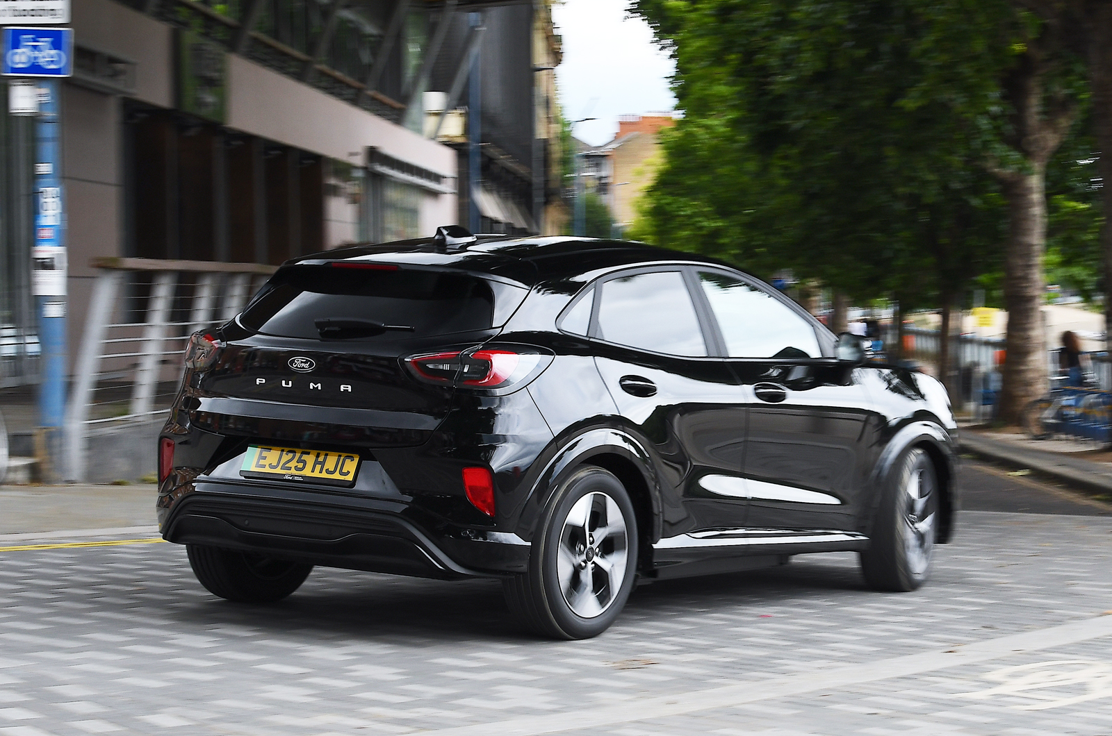 Ford Puma Gen-E rear cornering