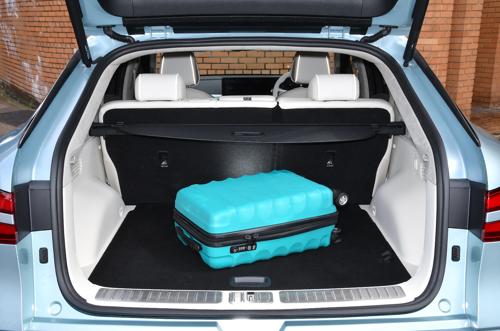 Genesis GV60 boot space