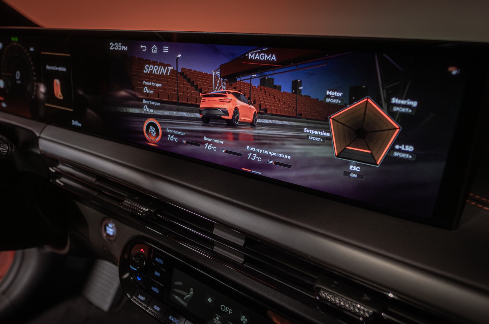 Genesis GV60 Magma infotainment