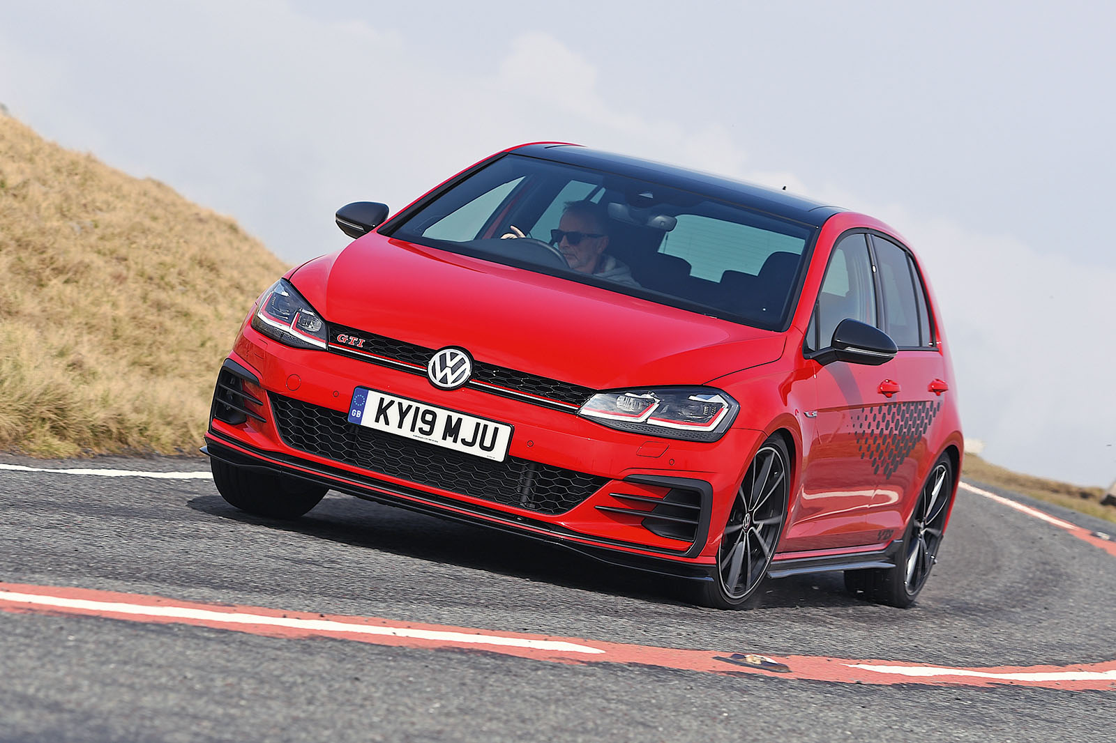 Volkswagen Golf GTI driving