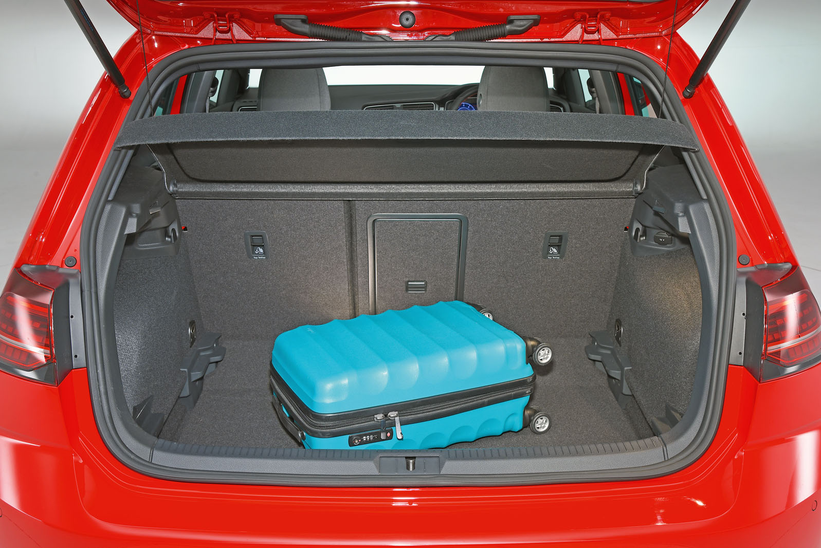 Volkswagen Golf GTI boot