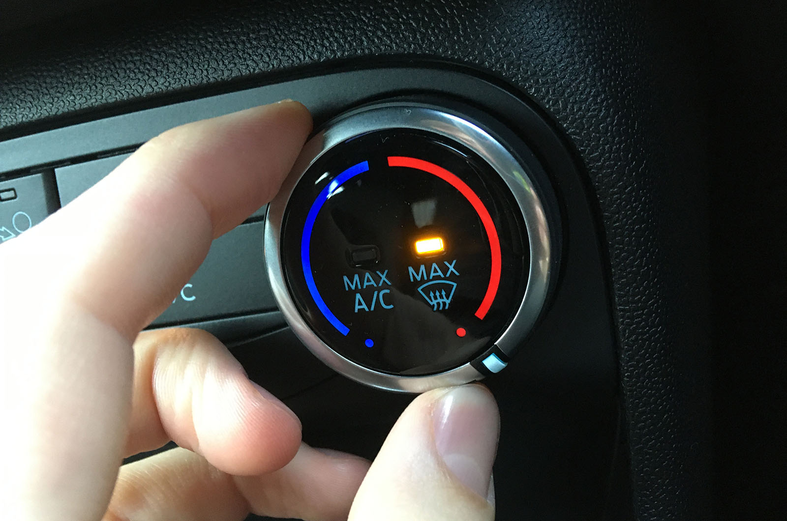 Ford Fiesta heater controls