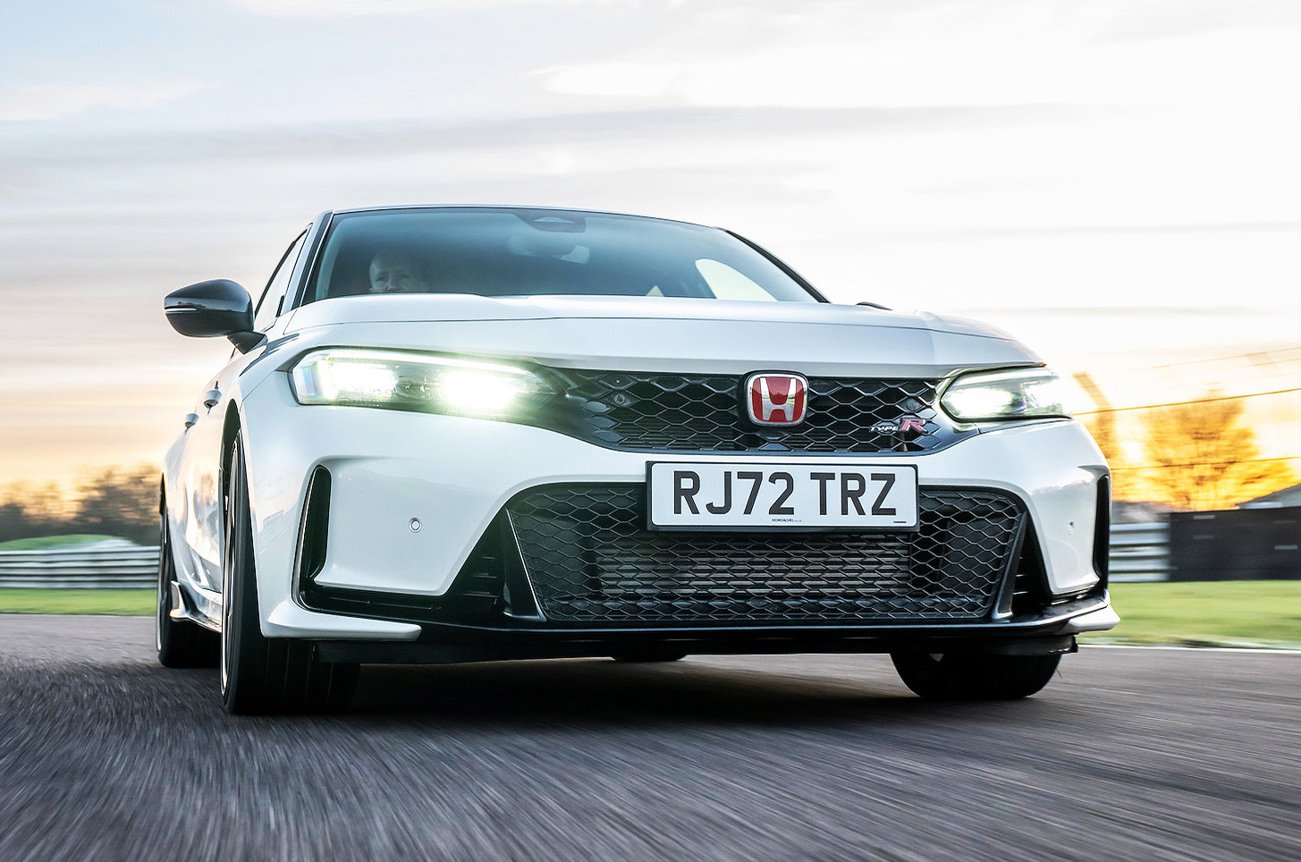 Honda Civic Type R front cornering