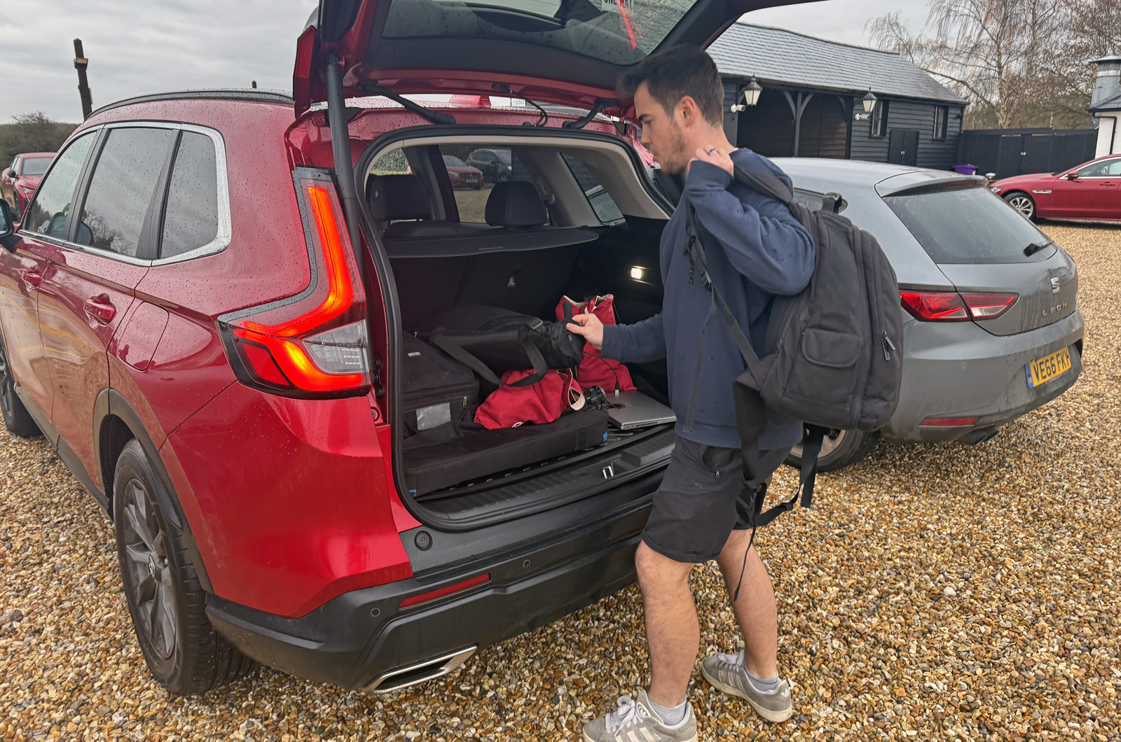 Honda CR-V long termer boot 2024