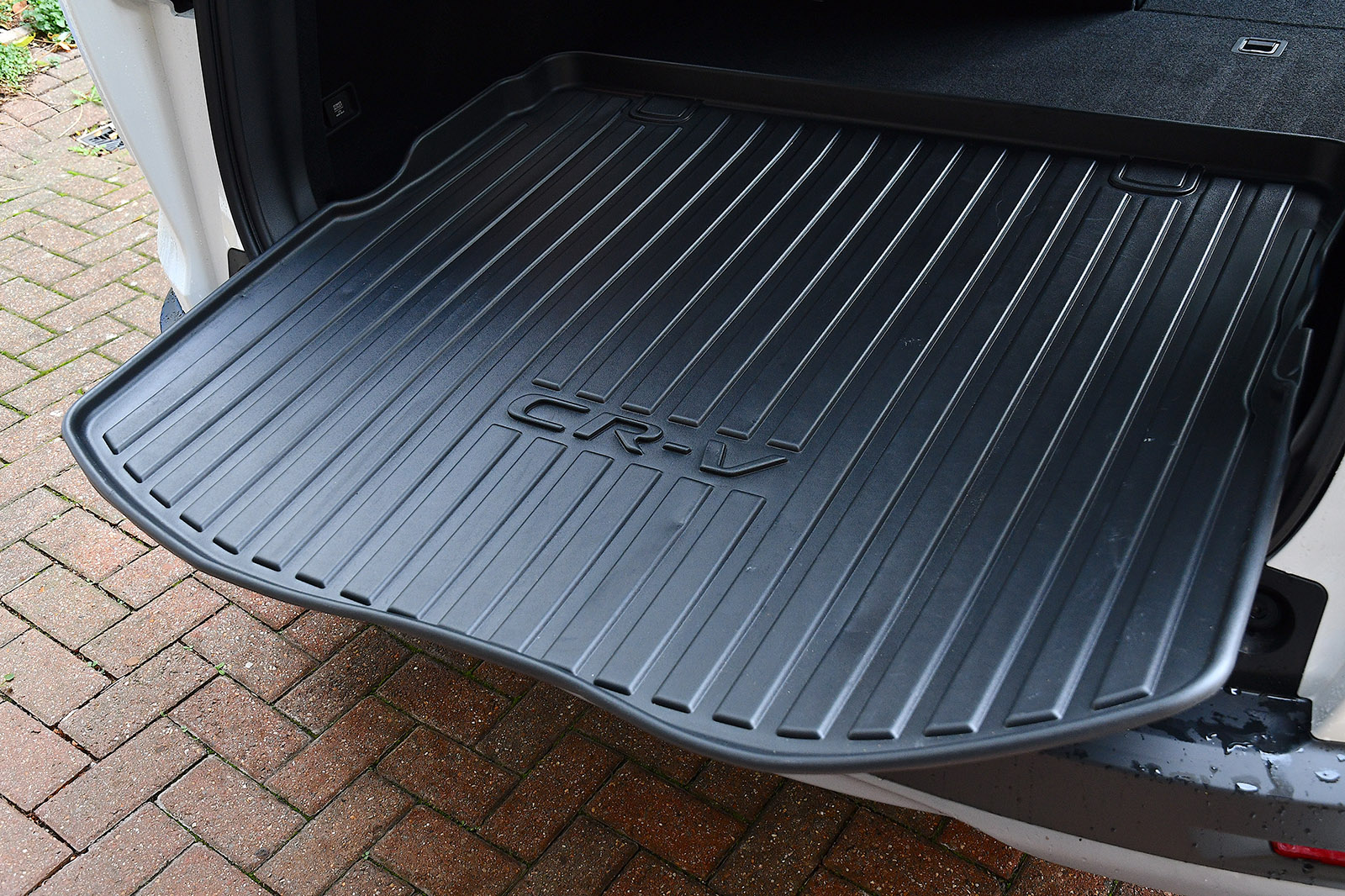 Honda CR-V 2022 long-term boot tray