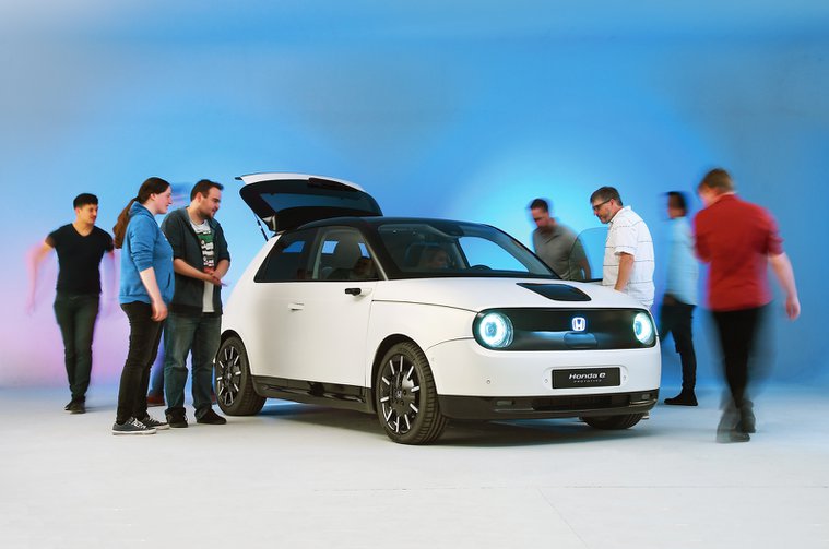 Reader test team: Honda E