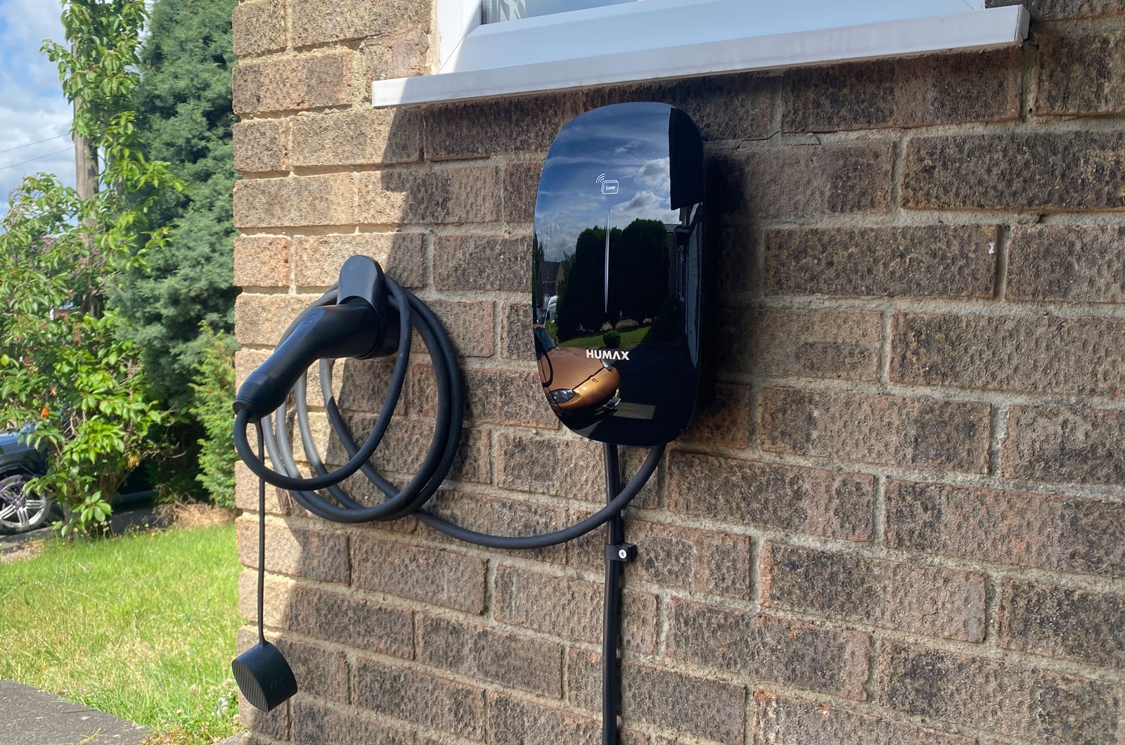 best-home-ev-chargers-humax-smart-home-charger