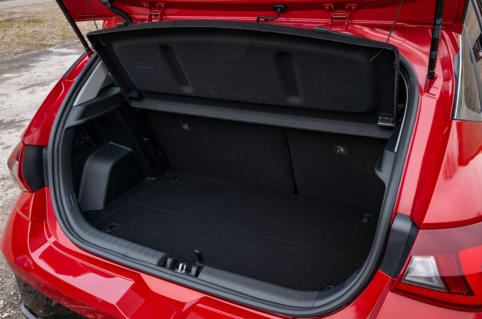 Hyundai i20 boot