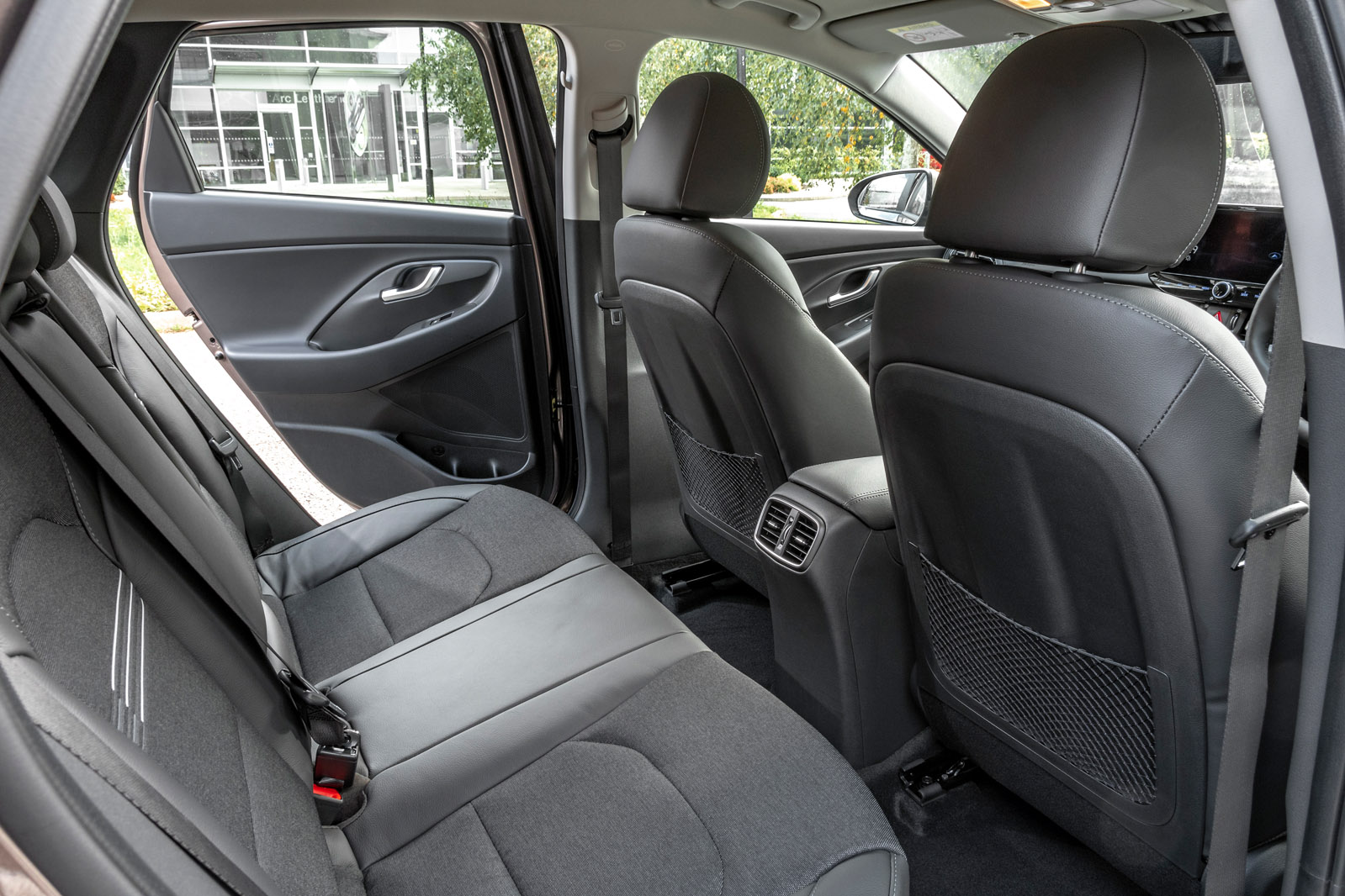 Hyundai i30 hatchback 2020 rear seats