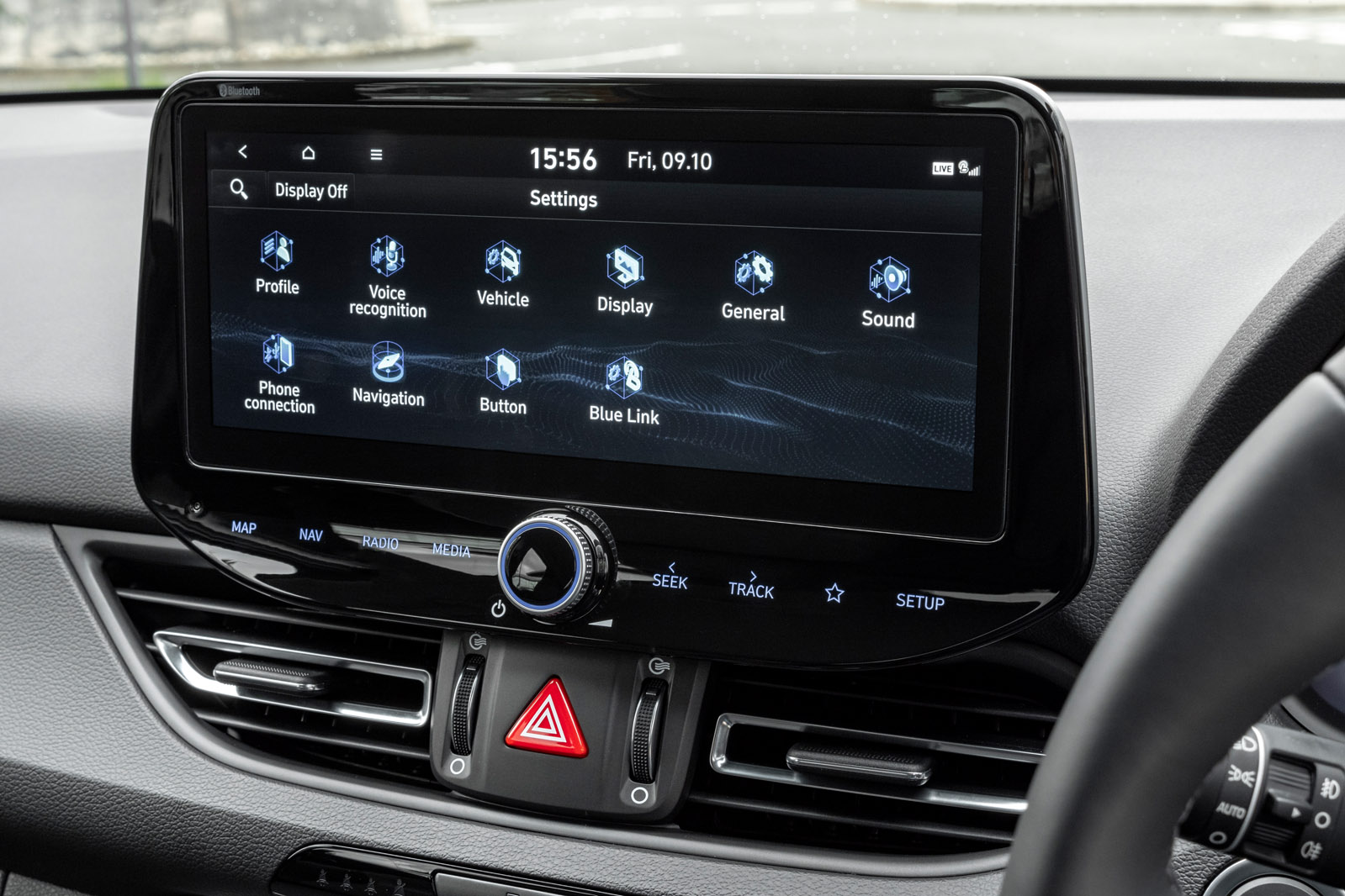 Hyundai i30 hatchback 2020 infotainment