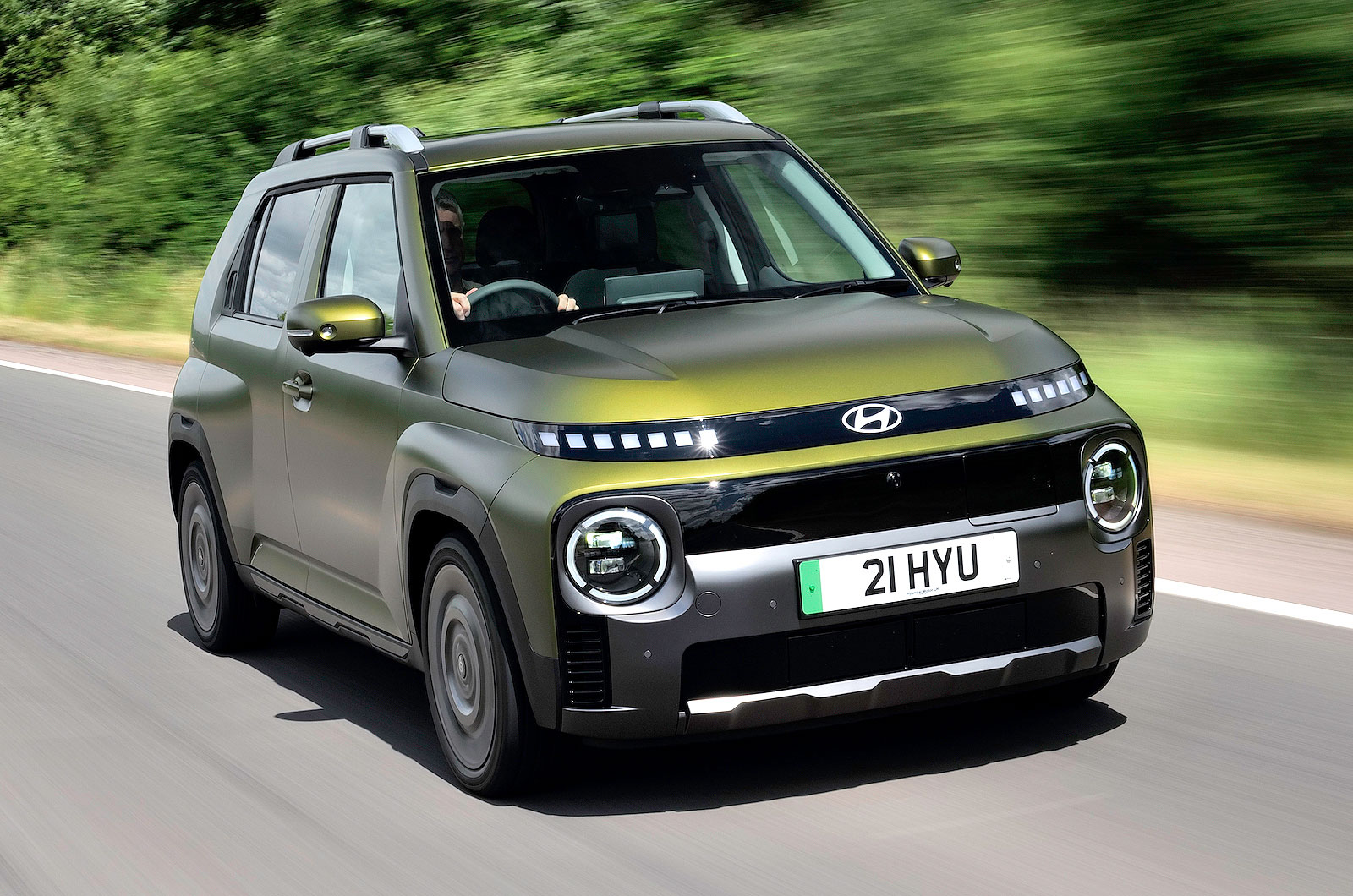 Hyundai Inster front right driving