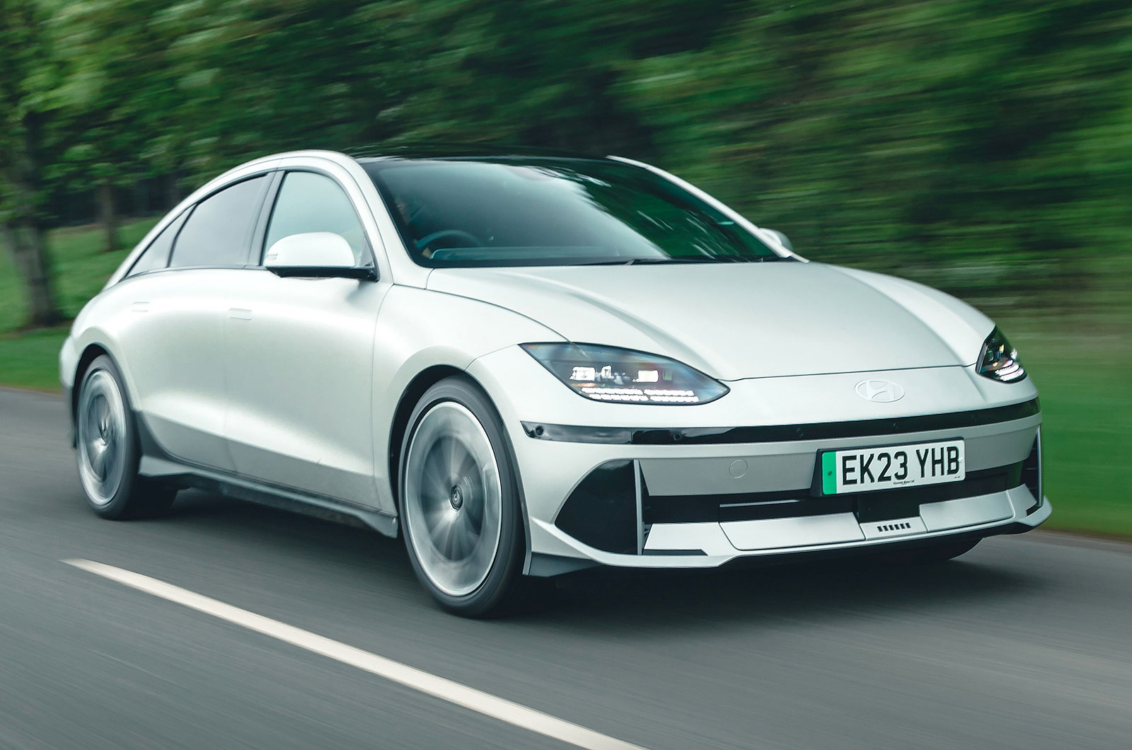 Hyundai Ioniq 6 front right driving