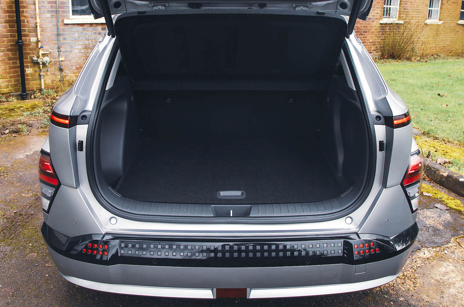 Hyundai Kona Electric boot