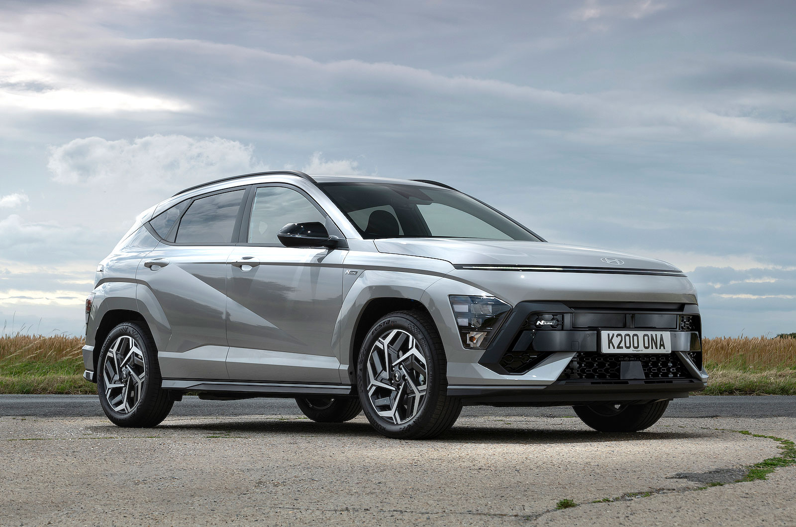 Hyundai Kona front right static