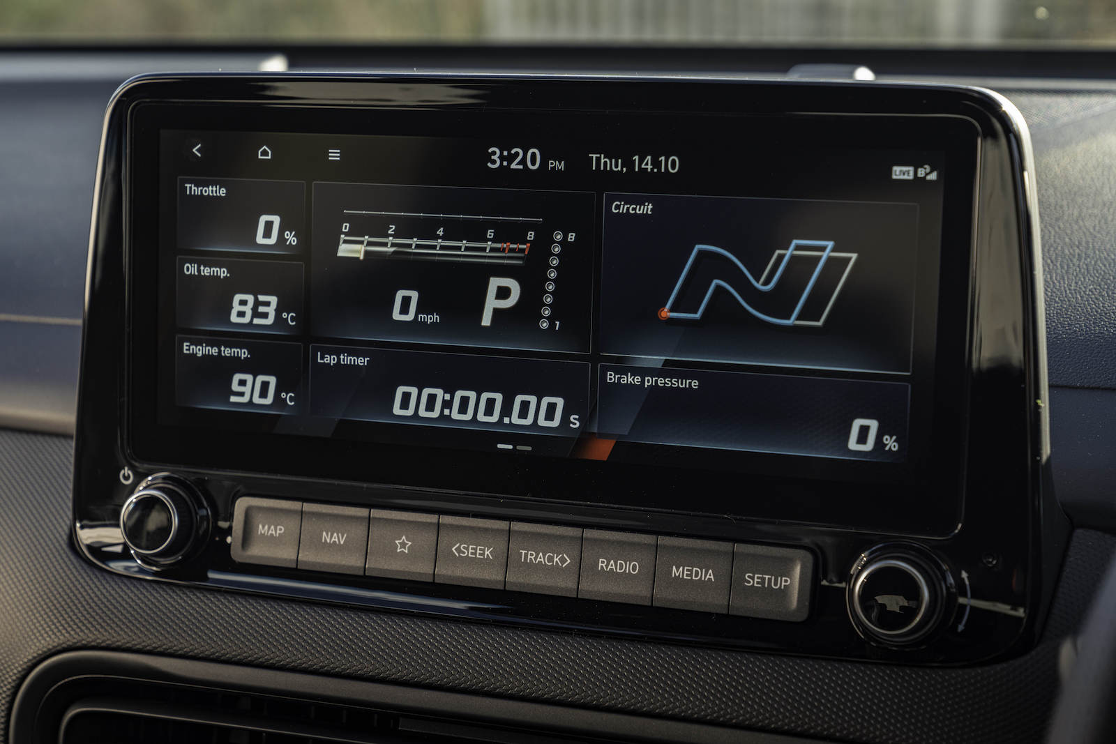 Hyundai Kona N 2021 interior infotainment