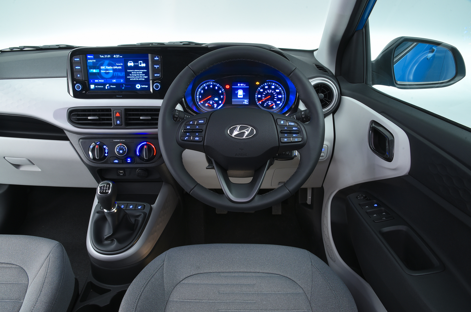 Used Hyundai i10 2020-present dash