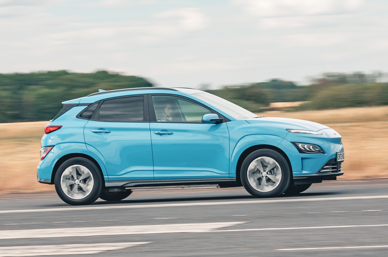 Hyundai Kona Electric 2022 side