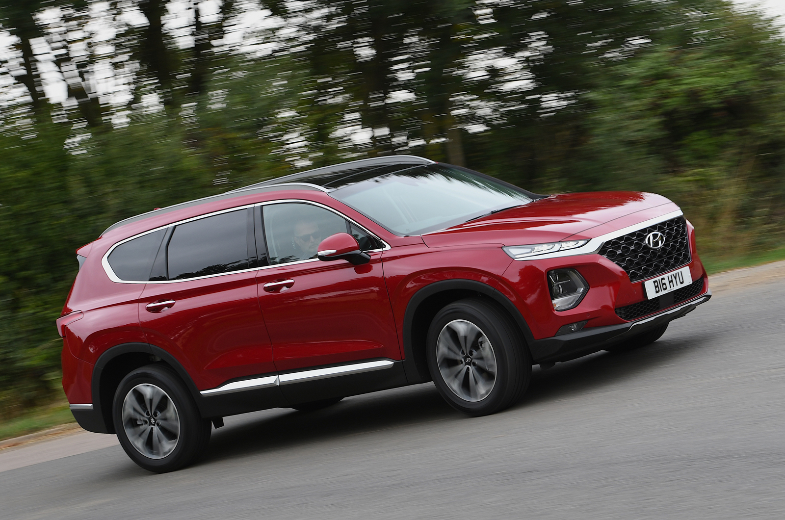 Hyundai Santa Fe side