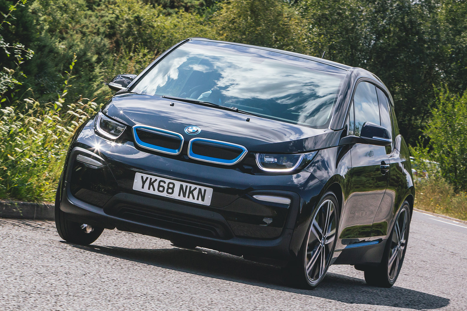 BMW i3 2018 front cornering