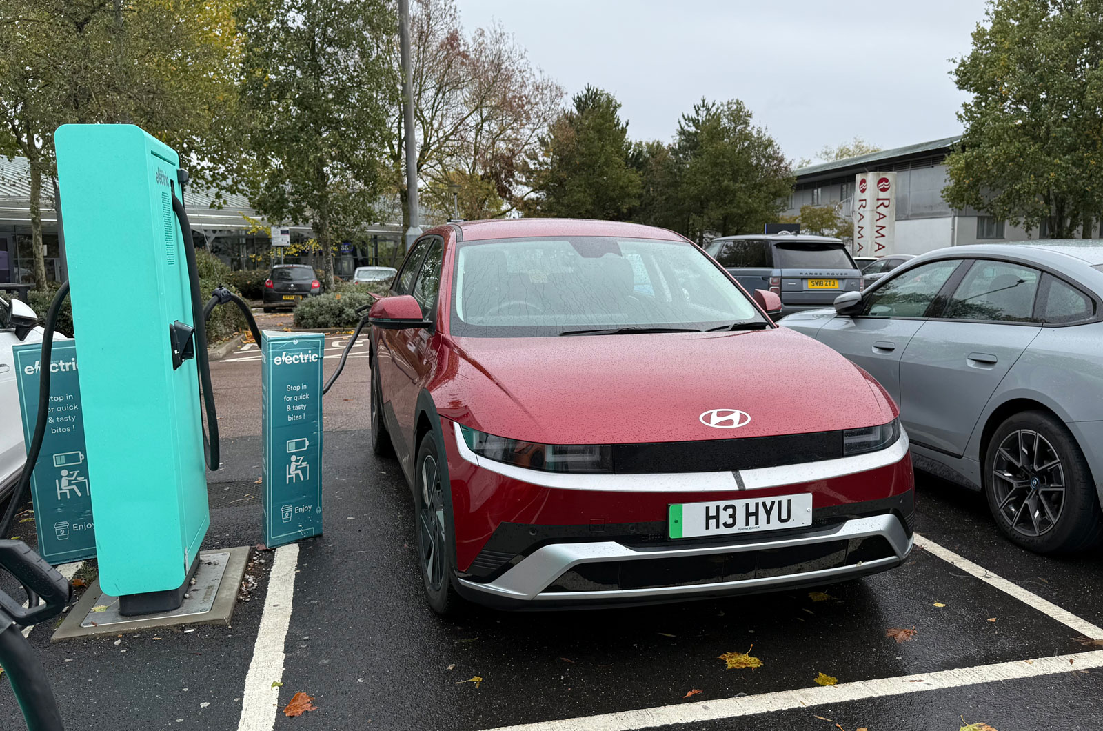 Ioniq-5-at-Applegreen-public-EV-charger