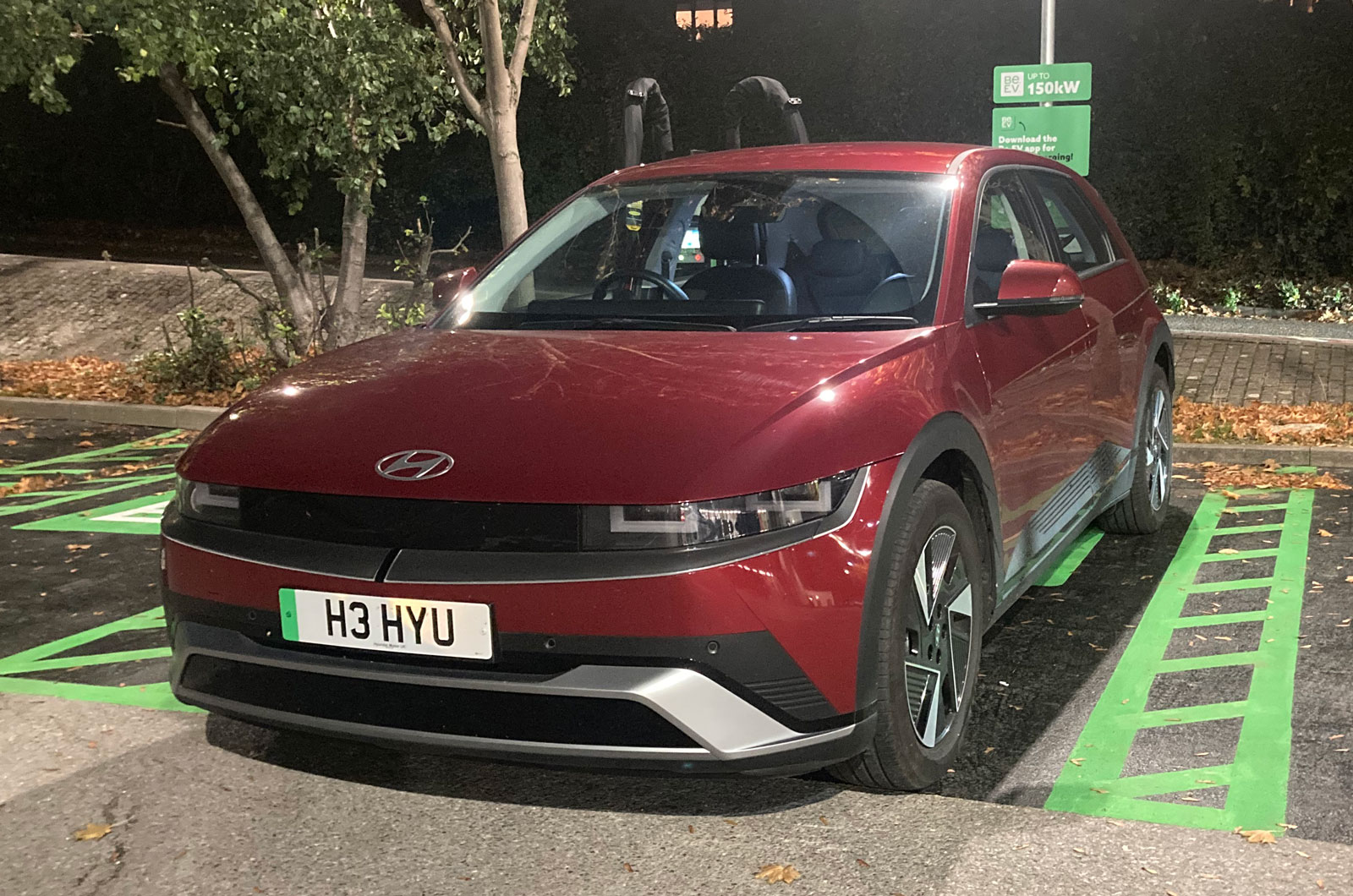 Ioniq-5-at-BeEV-public-EV-charger