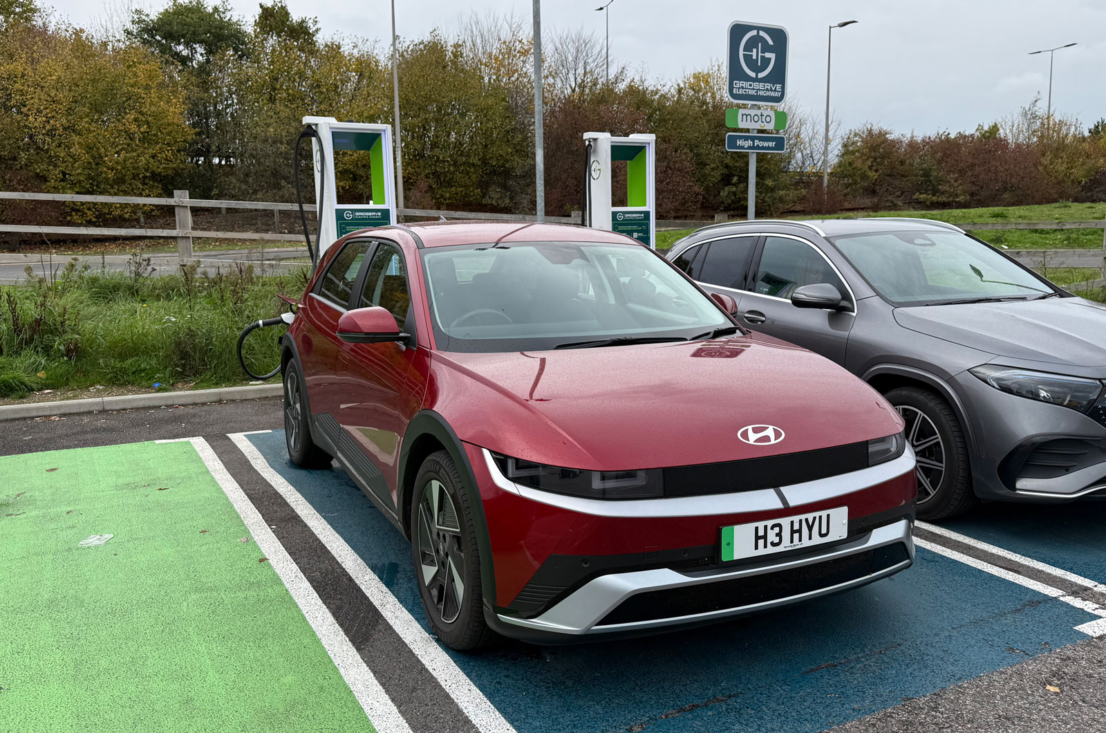 Ioniq-5-at-Gridserve-public-EV-charger