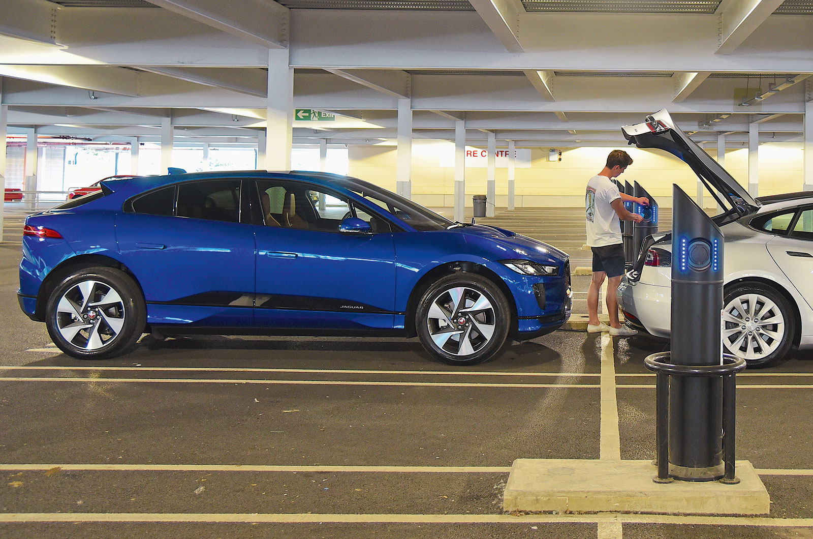 Jaguar I-Pace charging