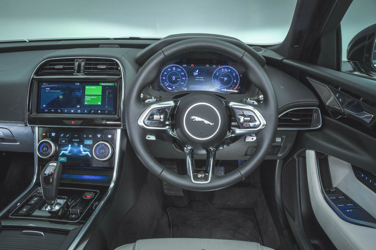 Jaguar XE interior