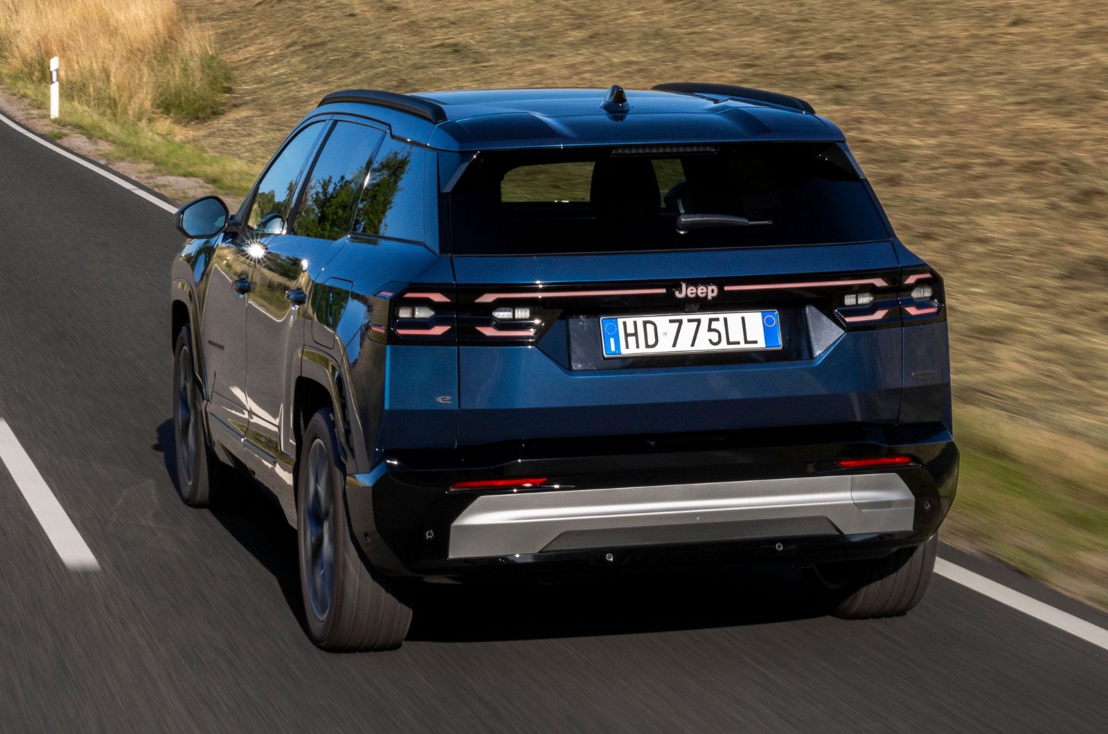 Jeep Compass PHEV rear dynamic