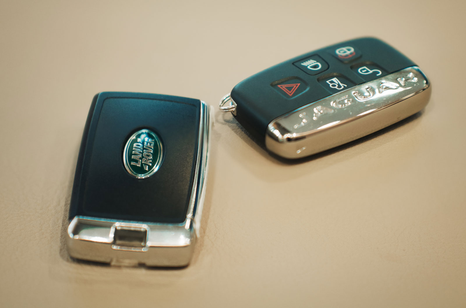 JLR theft ultra wideband key
