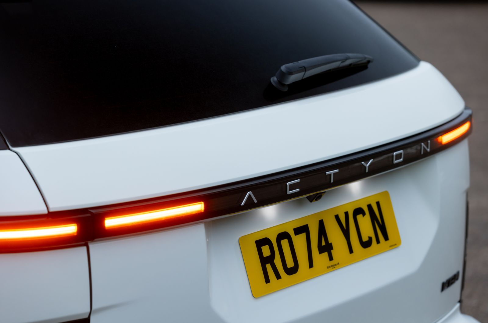 KGM Actyon exterior badge