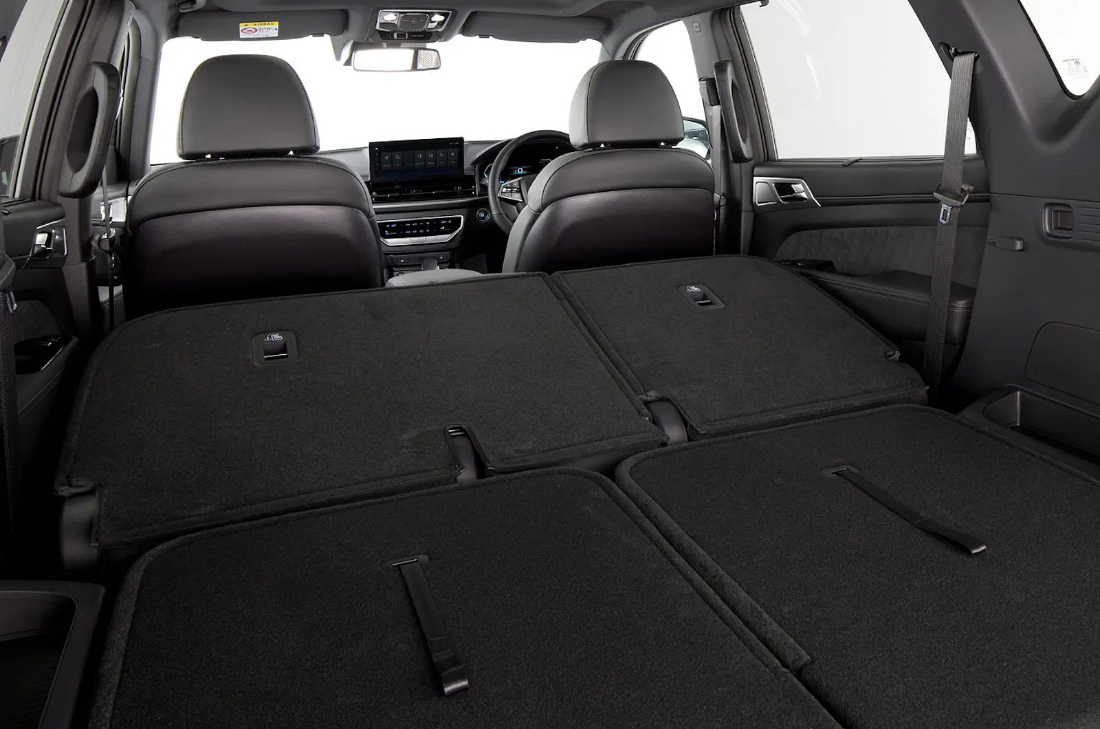 KGM Rexton boot