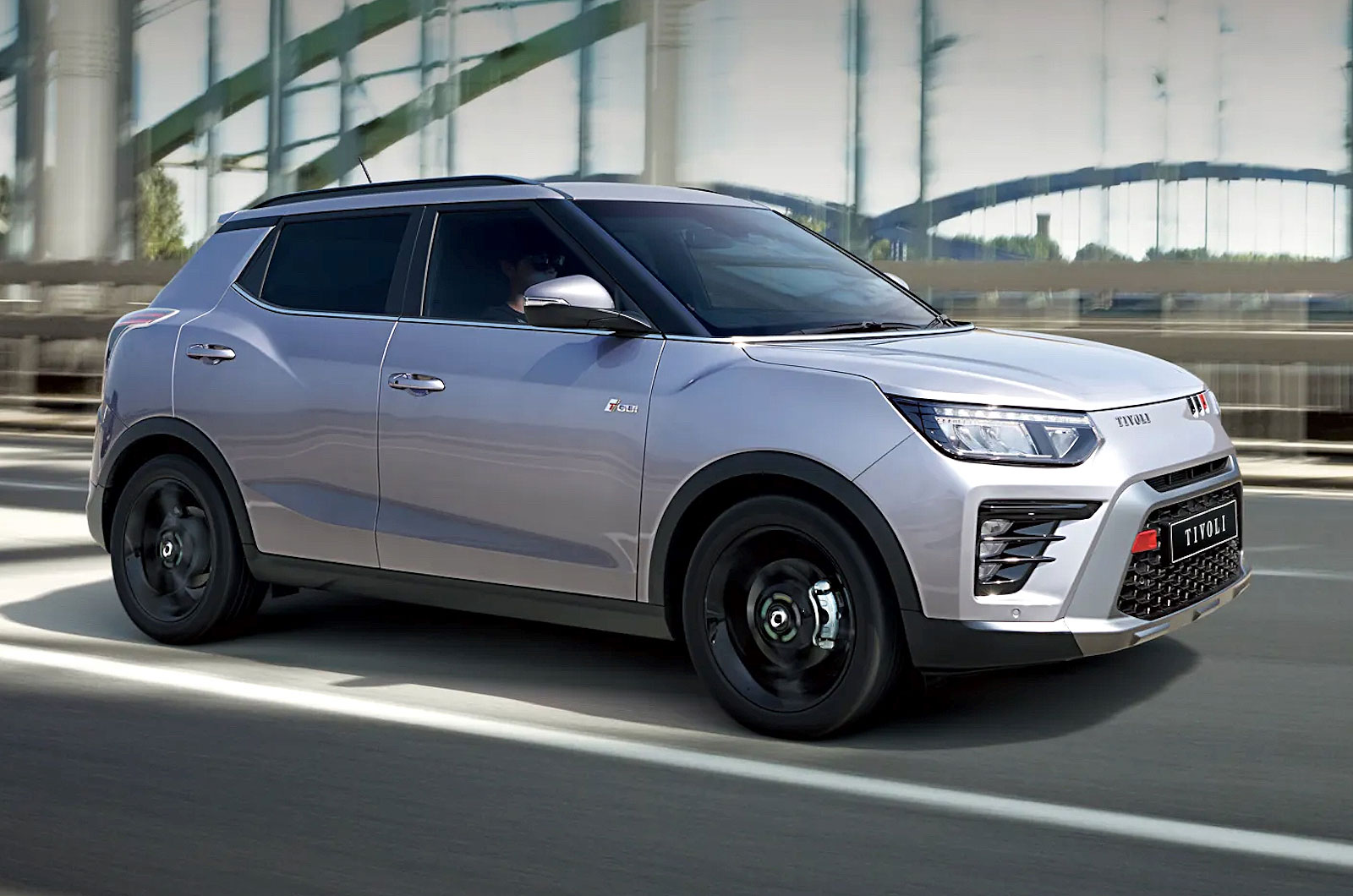 KGM Tivoli front right driving