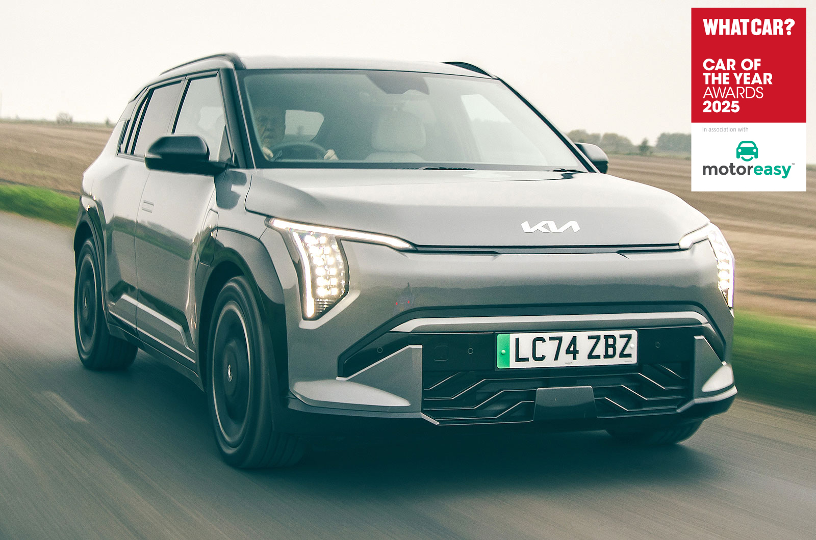 Kia EV3 front right driving