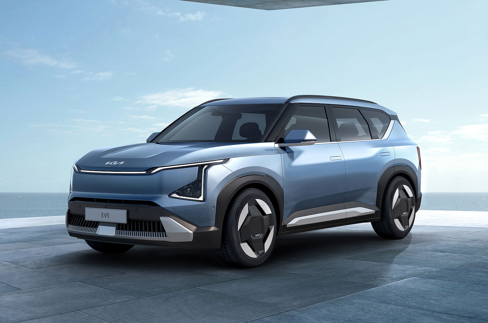 Kia EV5 front left static