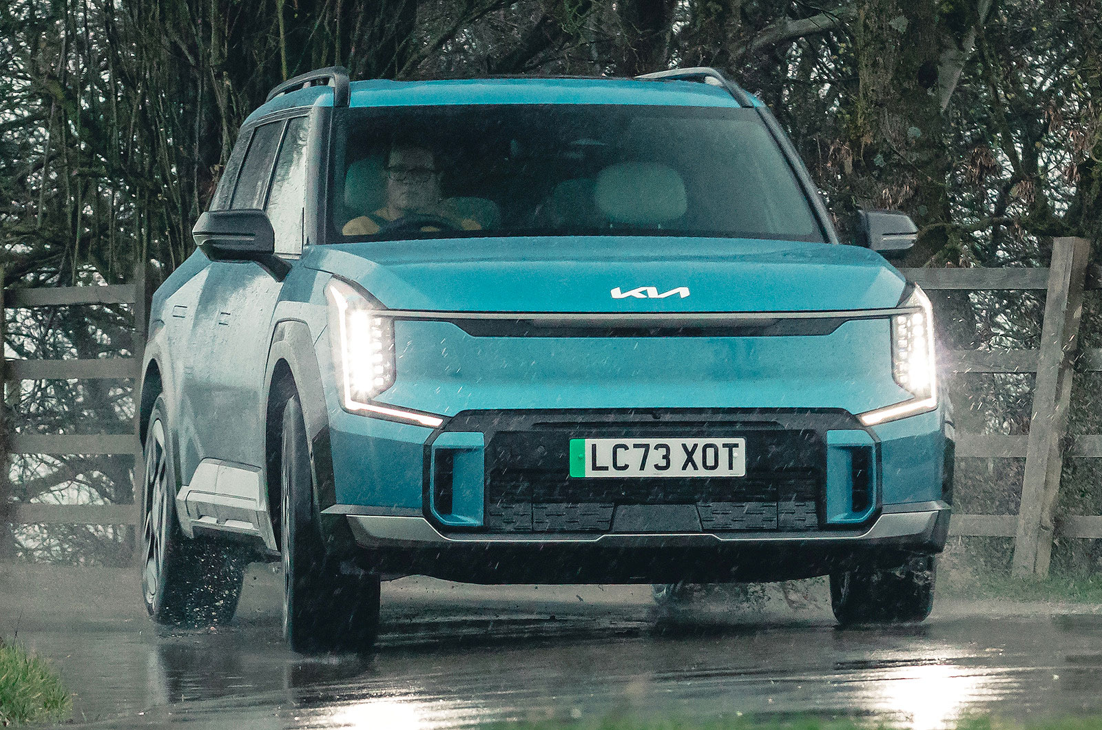 Kia EV9 front cornering