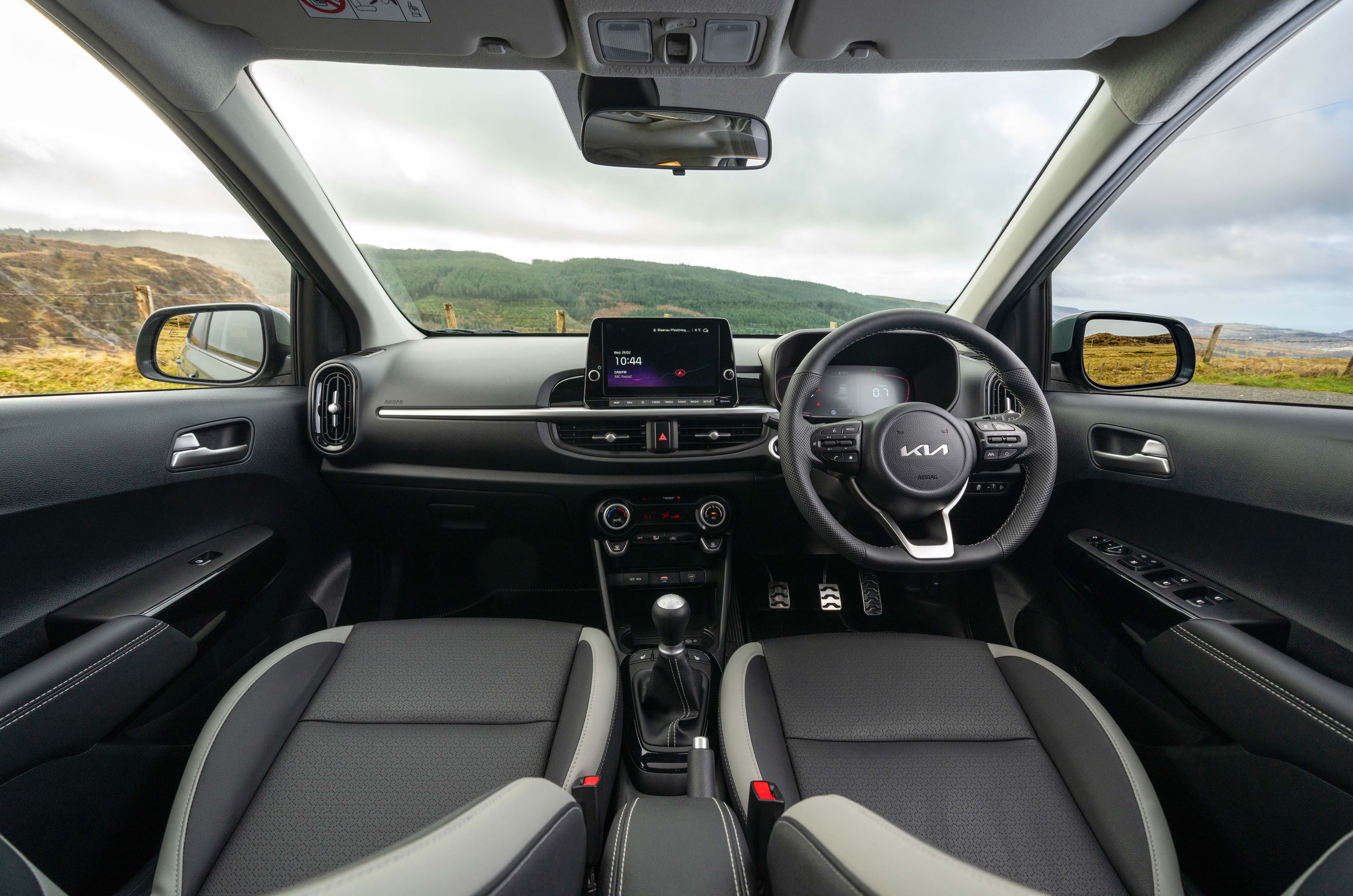 Kia Picanto interior dashboard
