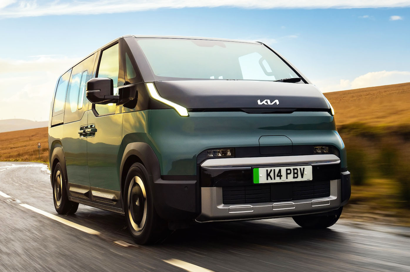 Kia PV5 driving front right