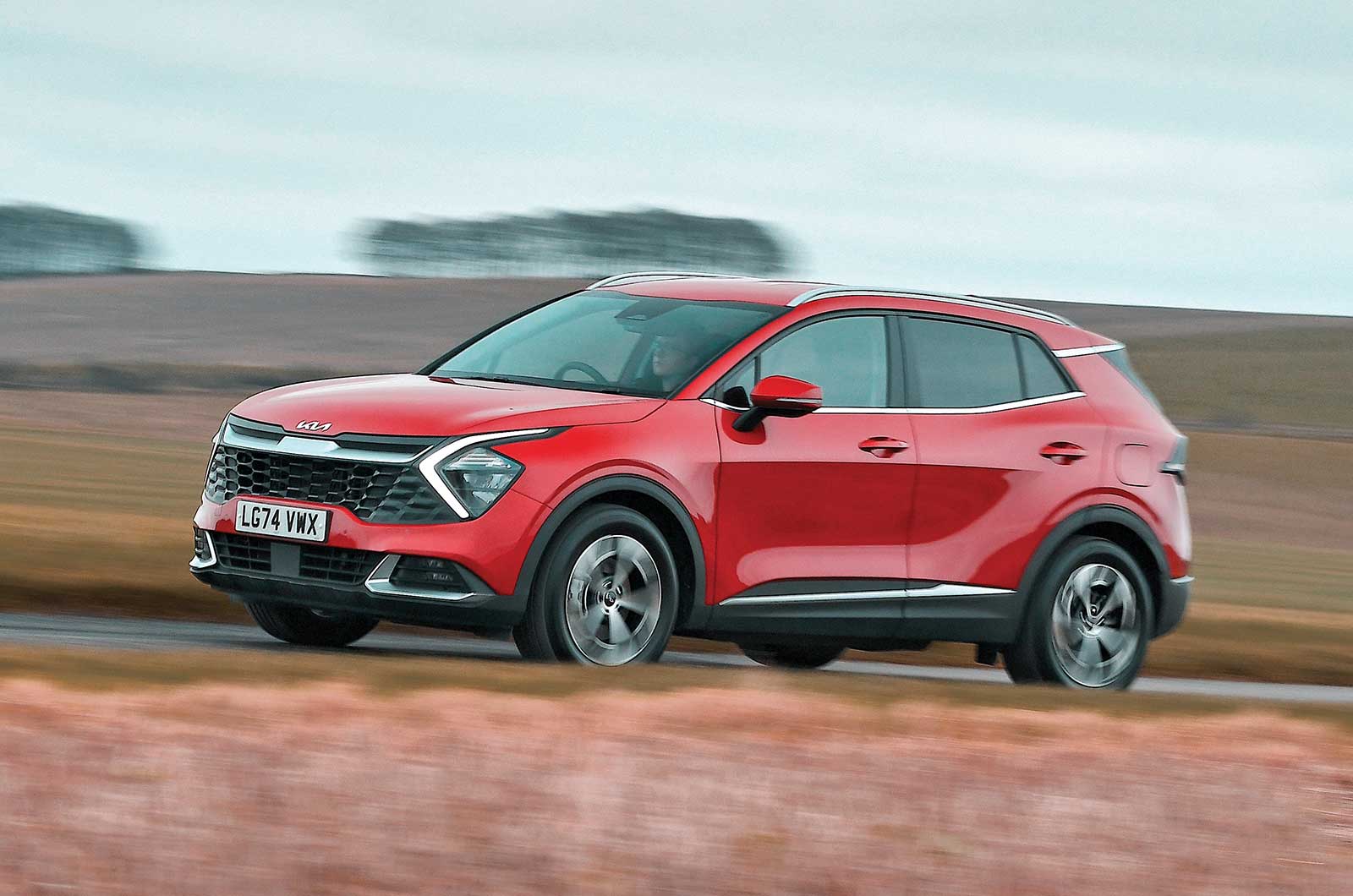 Kia Sportage front driving