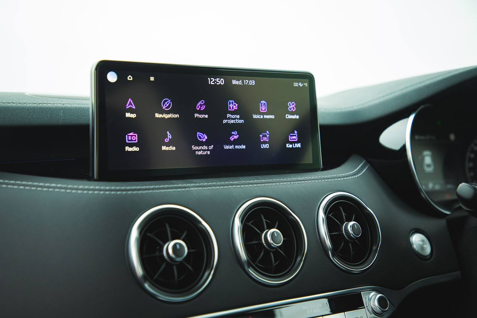 Kia Stinger 2021 infotainment