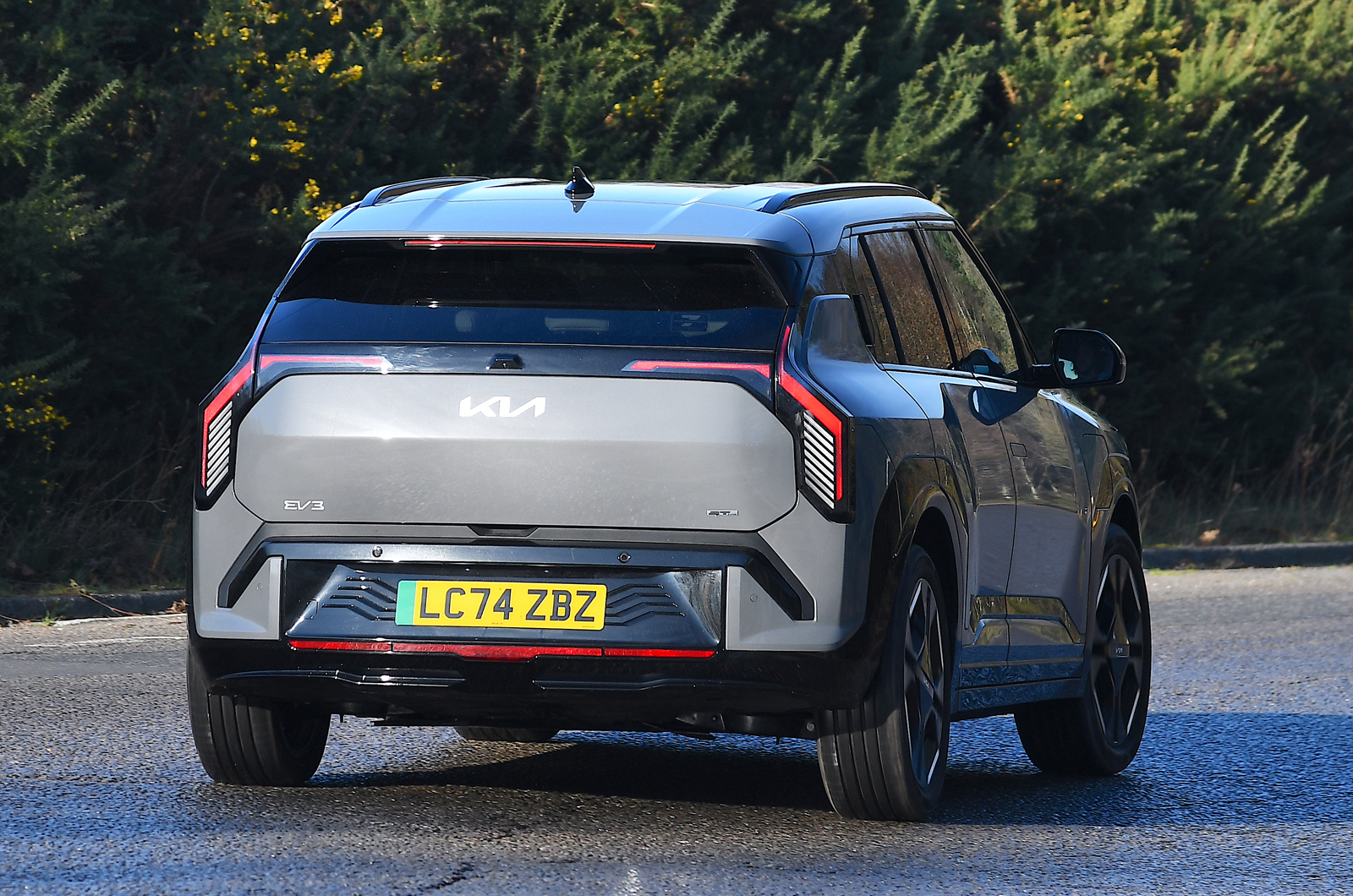 Kia EV3 rear cornering