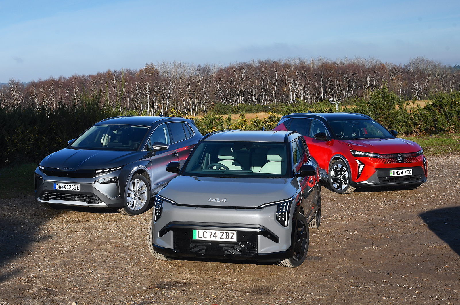 Kia EV3 vs Skoda Elroq vs Renault Scenic fronts