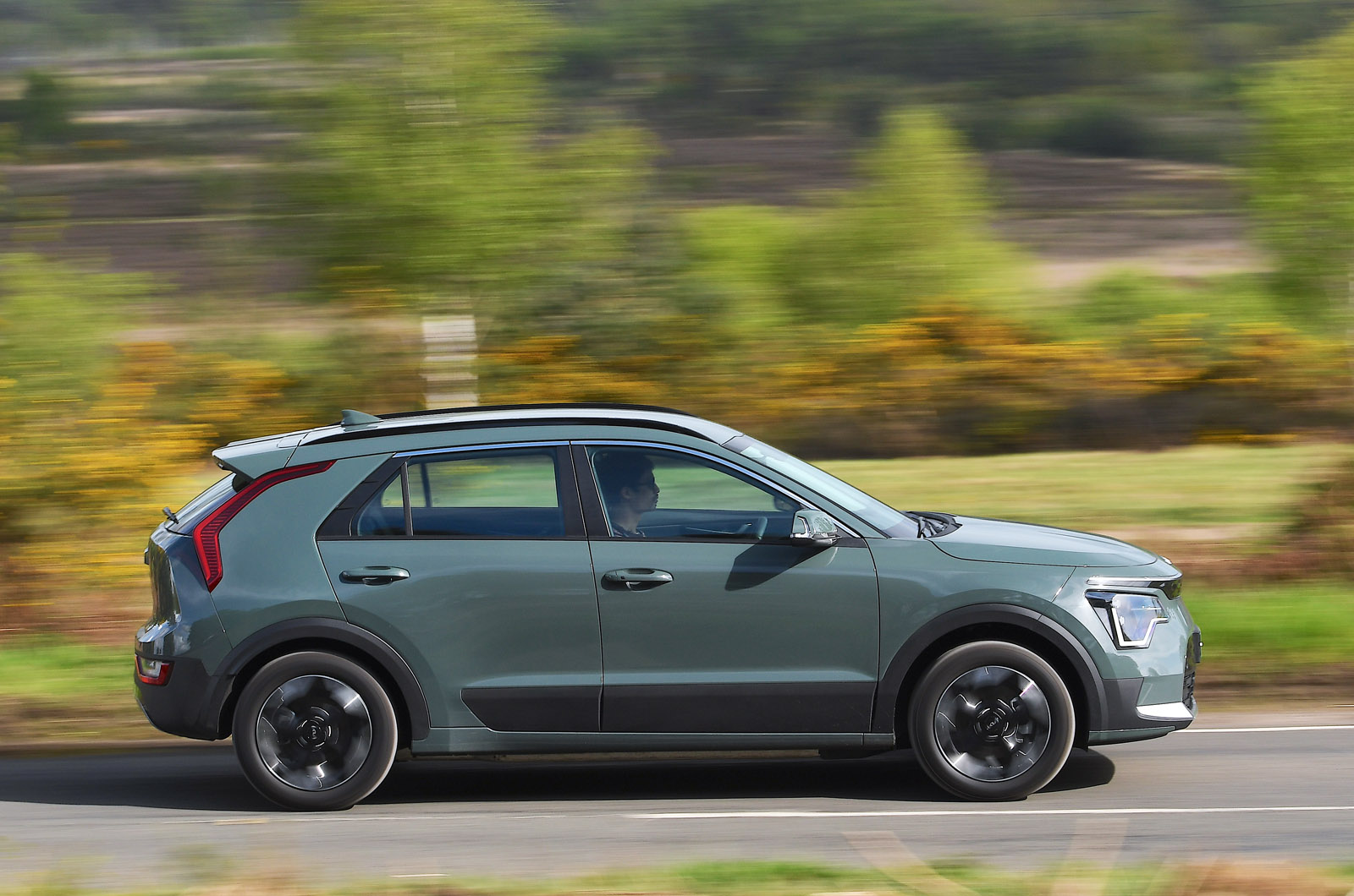 Kia Niro EV side