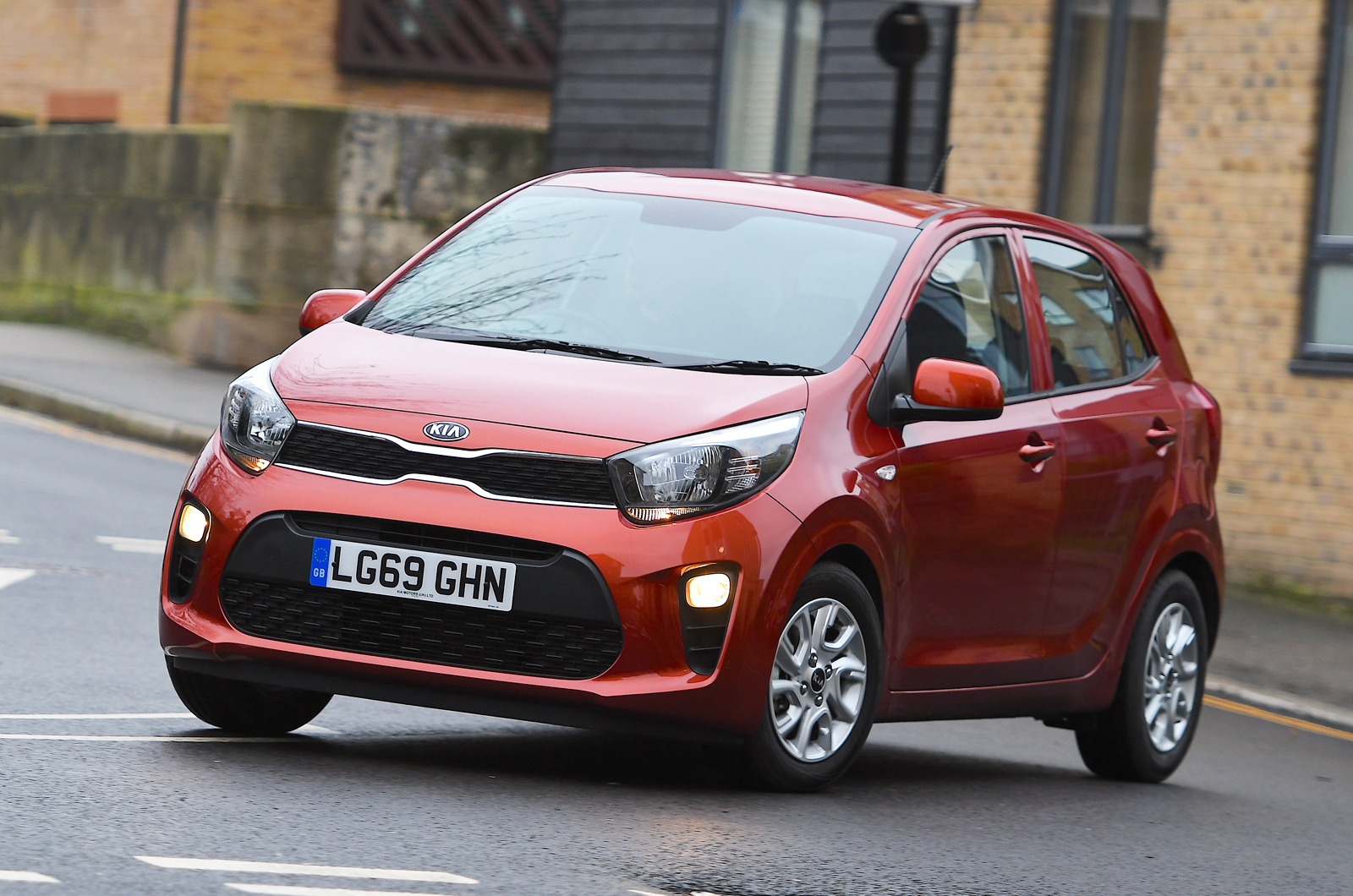 Kia Picanto front cornering - 69 plate