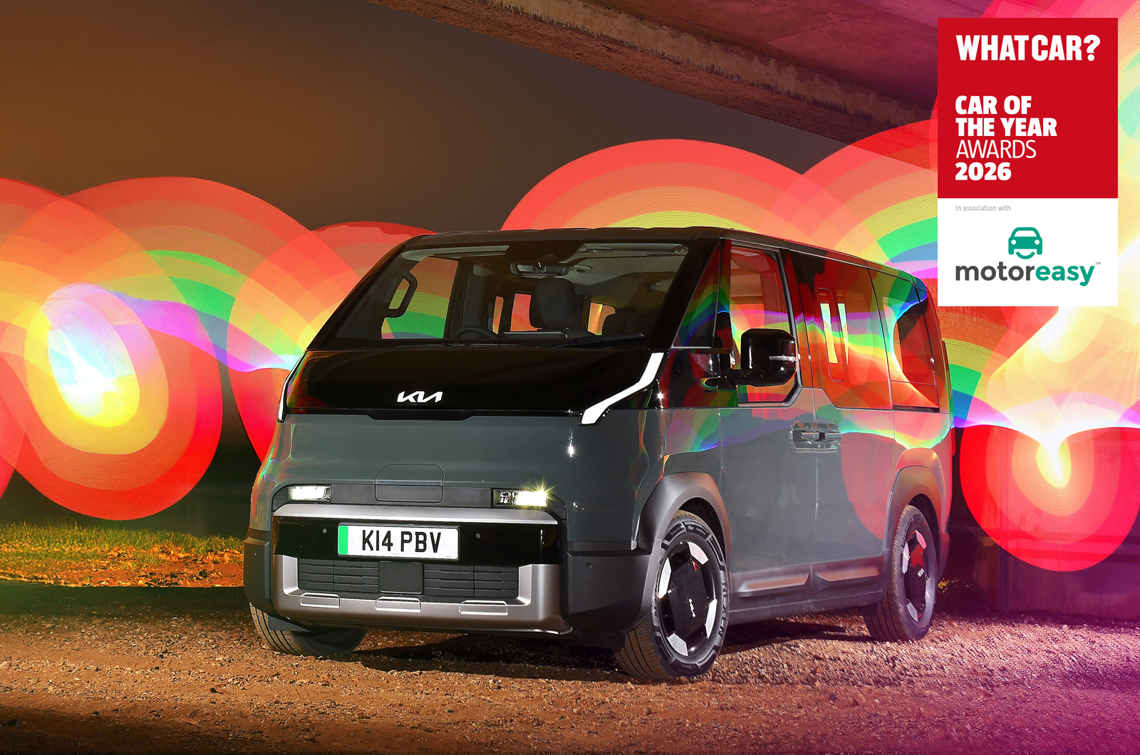 kia_pv5_coty_awards_hero_pic_with_logo