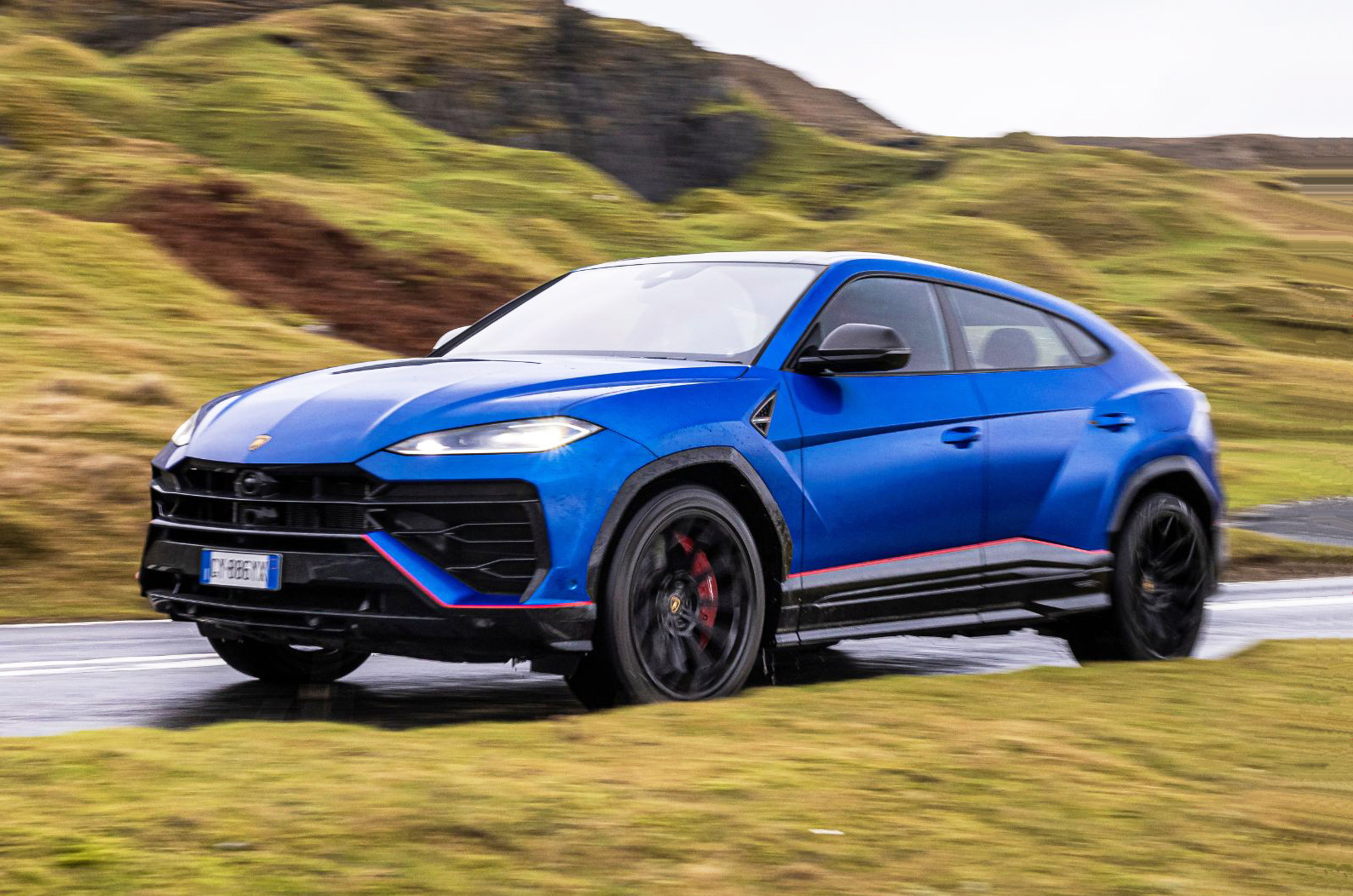 Lamborhini Urus front driving