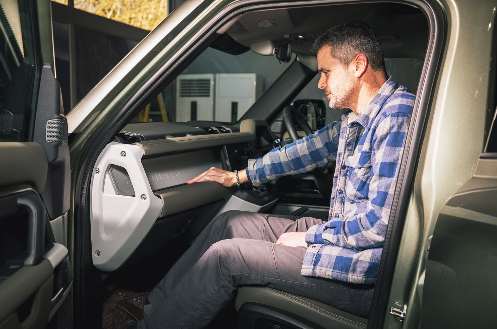 Land Rover Defender reader test team - Bryan Davis
