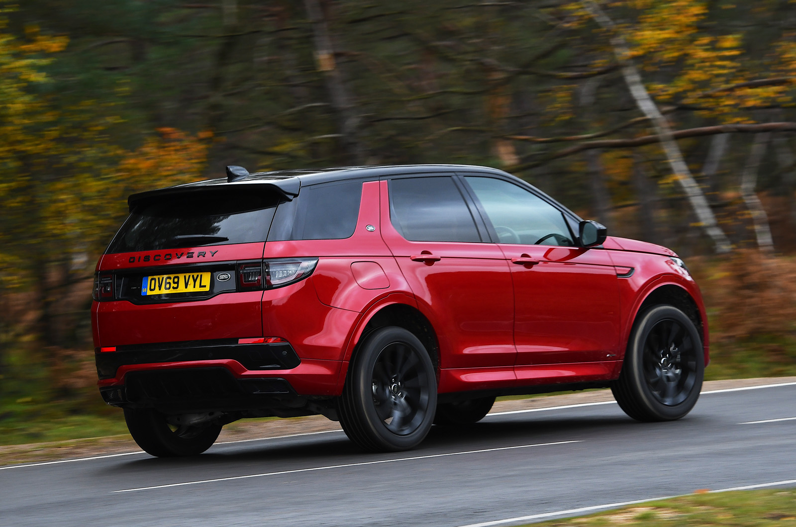 Land Rover Discovery Sport 2021 rear