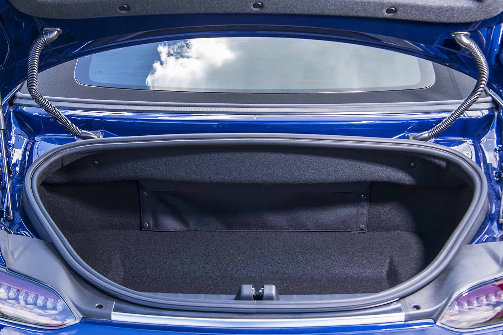 Mercedes-AMG GT Roadster 2019 RHD boot open